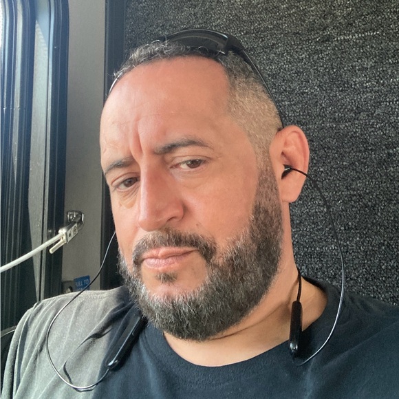 Meet your Posher, Erik - Picture 5 of 6